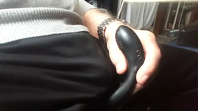 schwanzi_bear's cam snapshot