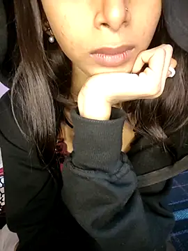 AYUSHI_03's cam snapshot