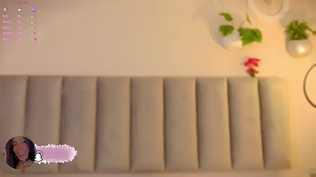 Emely_Deluxe's cam snapshot