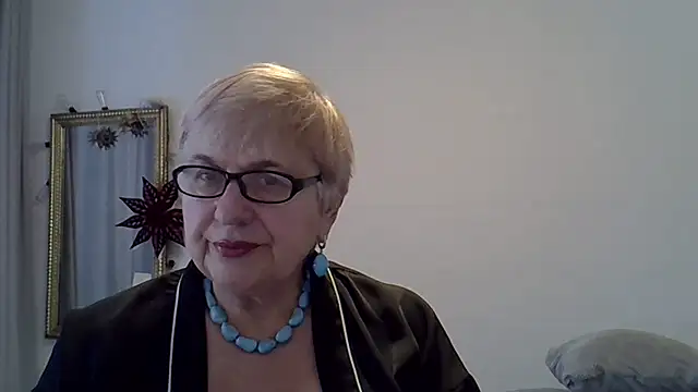 SweetCherry27's cam snapshot