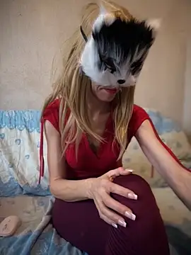 Emma_milf_49's cam snapshot