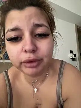 AllysonK's cam snapshot