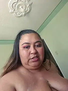 curvy_diva_'s cam snapshot