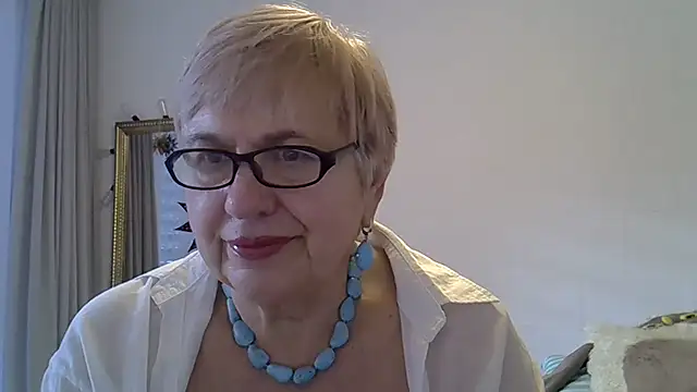 SweetCherry27's cam snapshot