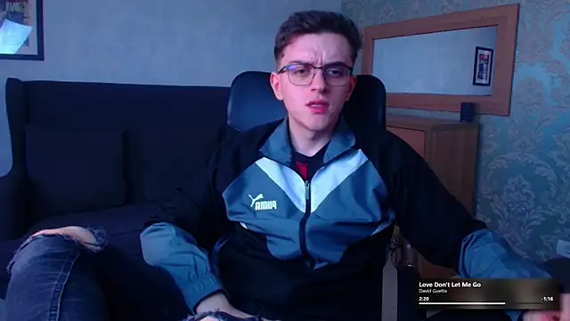 FelixStarkk live sex cam