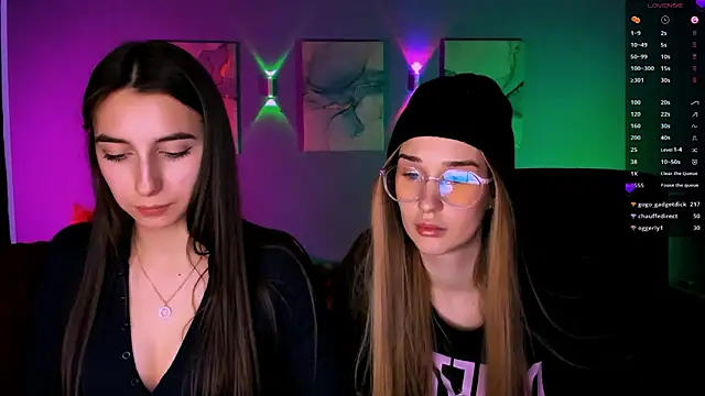 mila_firee's cam snapshot