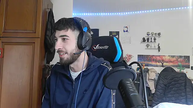 maestroboris95 live sex cam