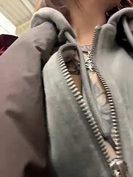 RosieSecret live sex cam