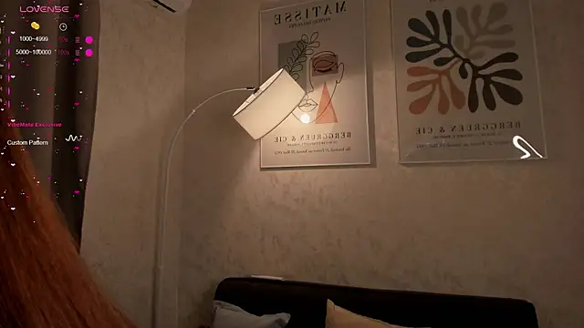 Milan_chikws live sex cam