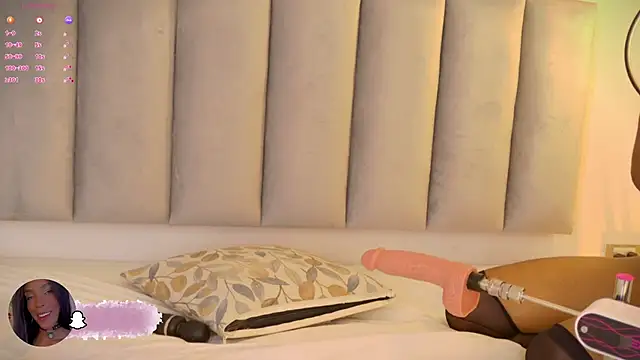 Emely_Deluxe's cam snapshot