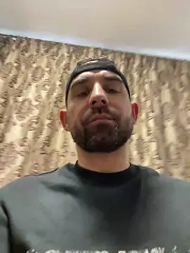 Lover_boy_89 live sex cam