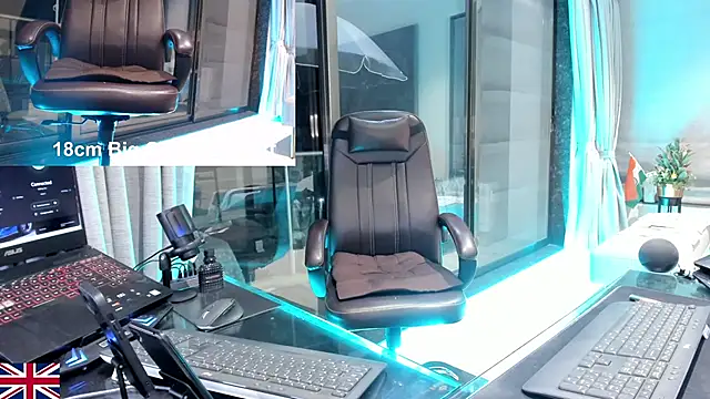 OnlineBossUK live sex cam