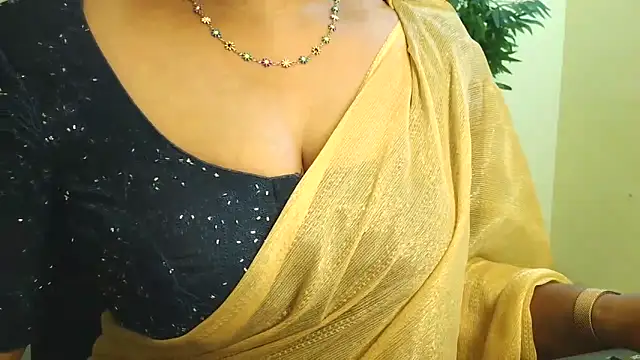 Mallu_Neelaanjanam's cam snapshot