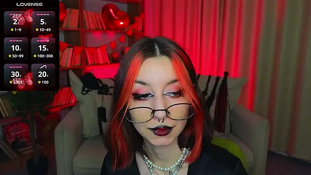 Mistress__Marcelline's cam snapshot