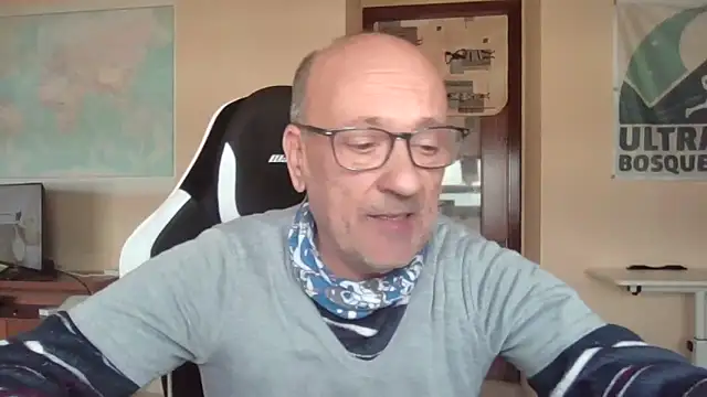 llopaco's cam snapshot