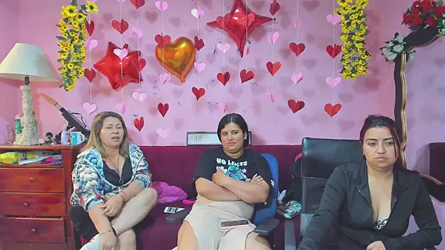 lesbiancuple live sex cam