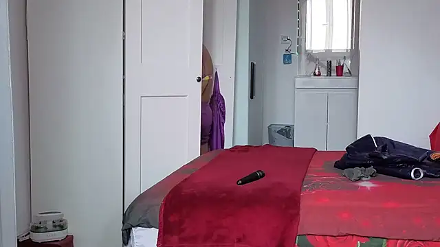 HotSpicyGujju's cam snapshot