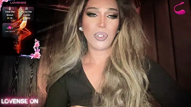 Lo_la_69 live sex cam