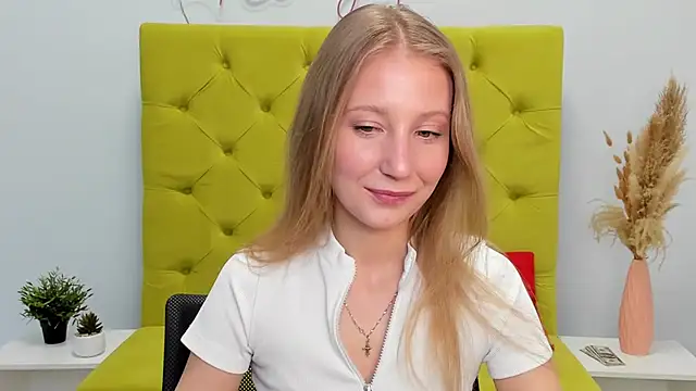 LolaWilsons's cam snapshot