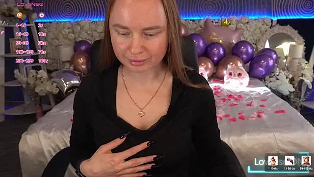 MiaRedFox's cam snapshot