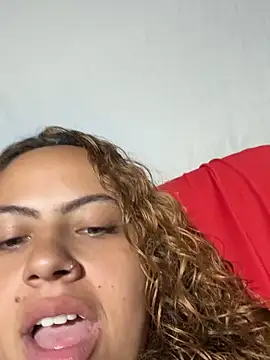 Chloe_Leaozinho live sex cam