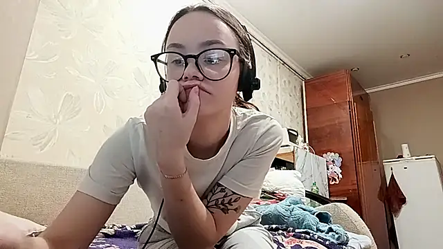 RomanceEncore's cam snapshot