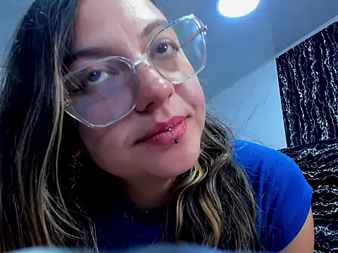 ArianaSommers's cam snapshot