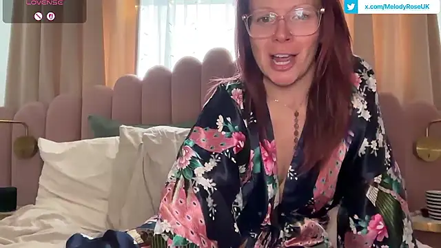 MelodyRoseUk's cam snapshot