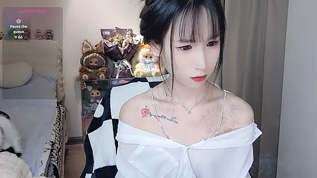 M-OTT_'s cam snapshot