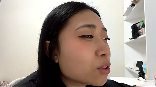 SweetMiaXO live sex cam