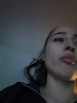 Natashaa15 live sex cam