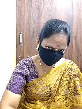 Queen-Neha's cam snapshot