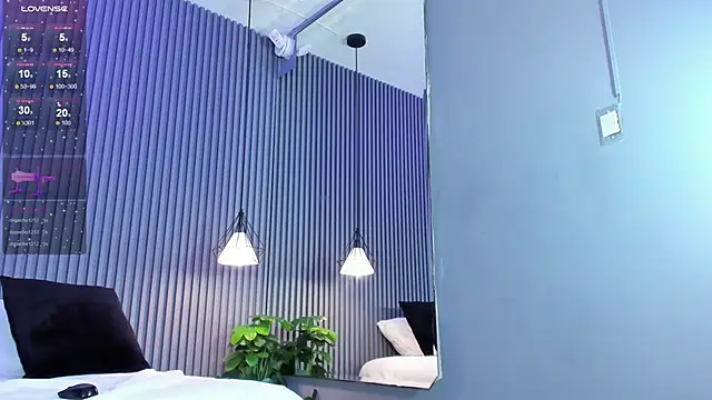 AnahinClar live sex cam