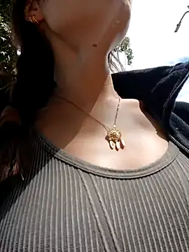 _Isabella-7 live sex cam