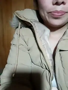 Chloe-ee's cam snapshot