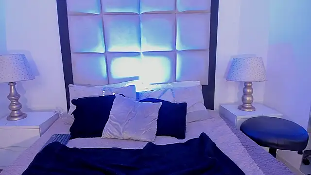 SussyFox's cam snapshot