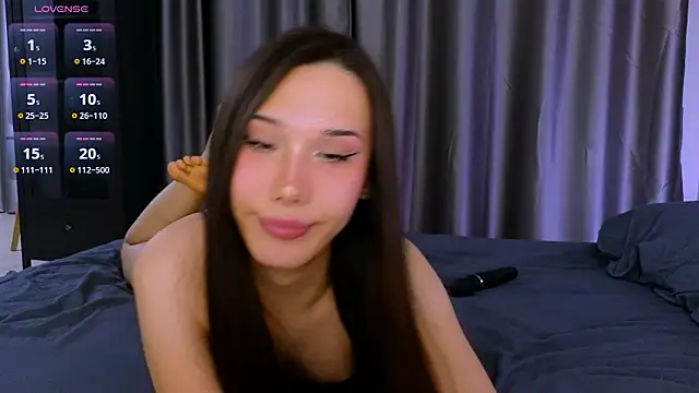 Kaia_Sunshine_Mia live sex cam