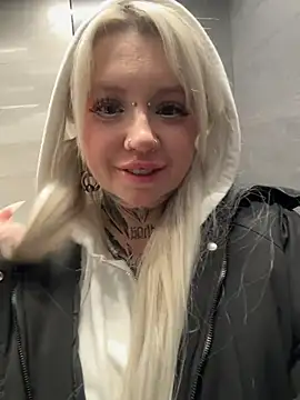 Chiibi's cam snapshot