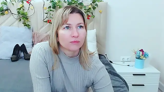 Incredible_Ariela's cam snapshot