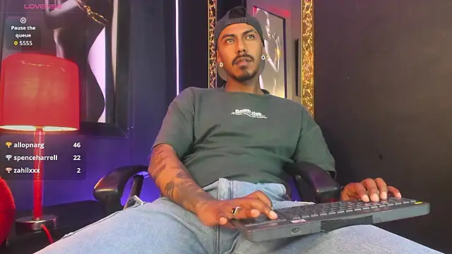 Latinmoster_boss live sex cam