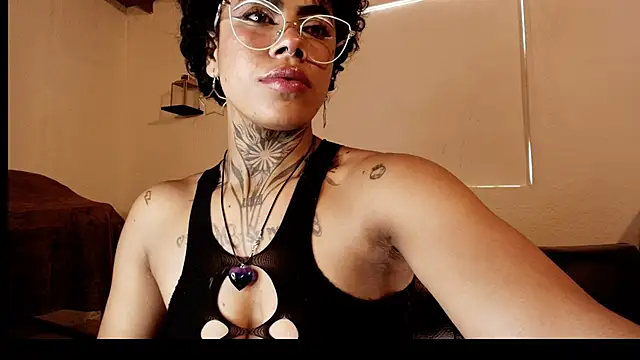 Canela_Osada_'s cam snapshot