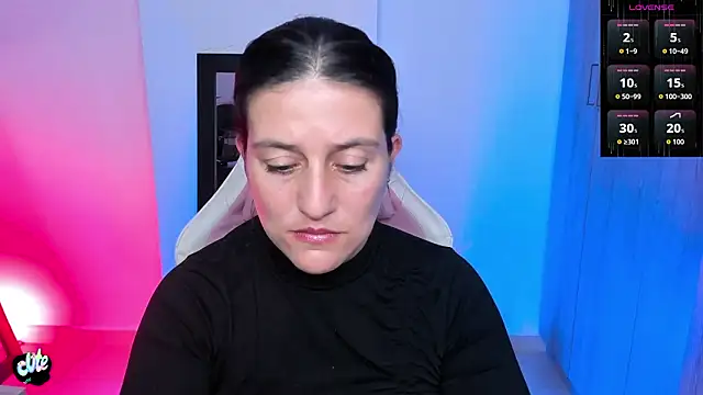 Saskyaa's cam snapshot