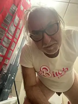 EroticVenetian's cam snapshot