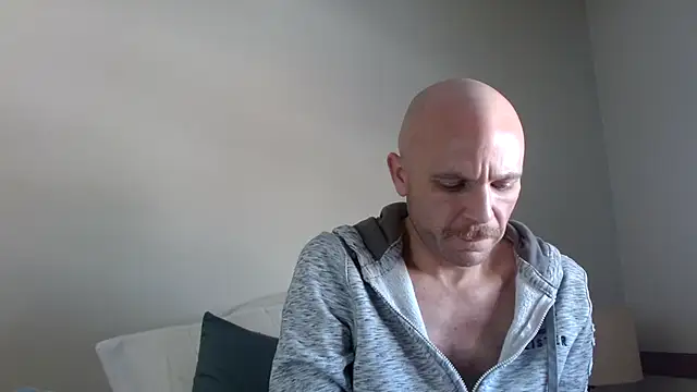 FrankieFuckMe's cam snapshot