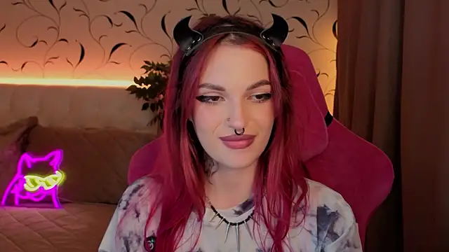 BratzieDarsie's cam snapshot