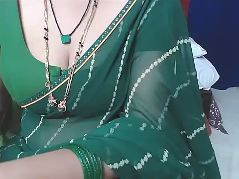 sunitha-3's cam snapshot