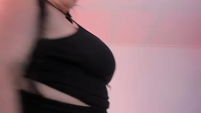 AmberiniHoffman live sex cam