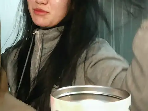 Nunaa18's cam snapshot