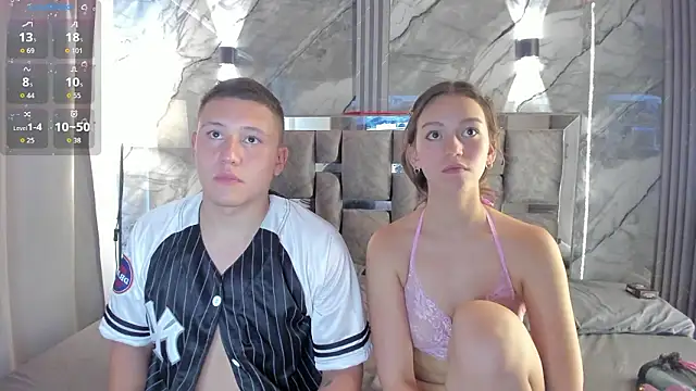 Manson_and_Zoe's cam snapshot