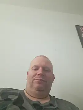 ShyBoy1982 live sex cam